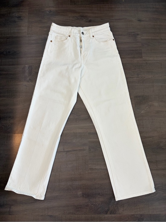H&M Denim - H&M Women’s High-Rise Straight-Fit White Denim Jeans – Size US 4 / EUR 36
